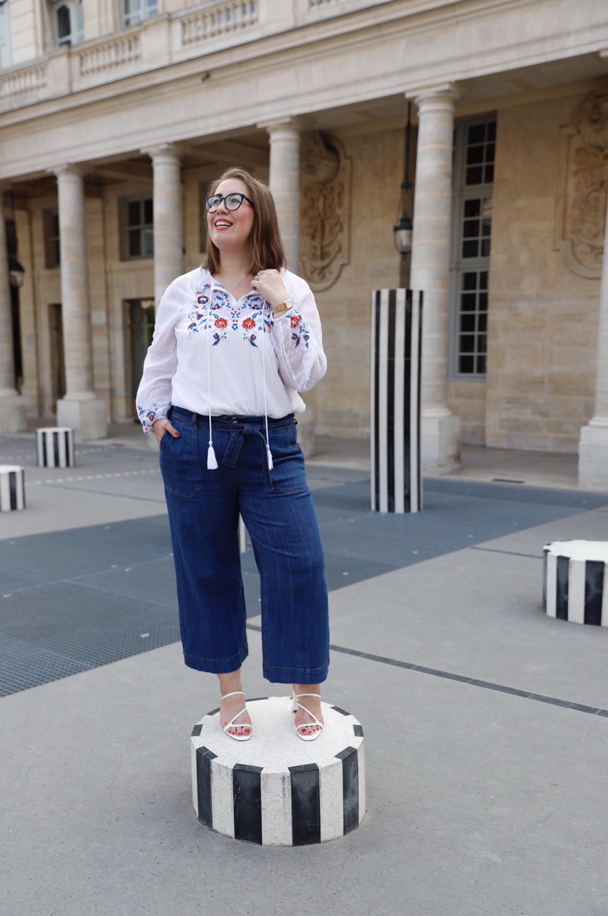 Susanne-Heidebach-Sheego-Outfit-Palais-Royal-Paris-Boho-Jeans-Culotte-Streifen-Blumen-Denim-kombinieren