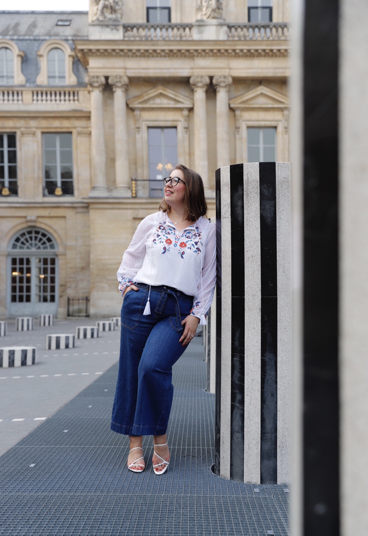 Susanne-Heidebach-Sheego-Outfit-Palais-Royal-Paris-Boho-Jeans-Culotte-Streifen-Blumen-Denim-kombinieren